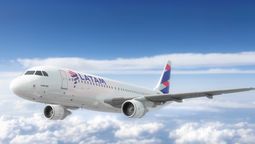 Latam Airlines recorta su operación internacional en Lima y enciende alertas en el sector turismo.