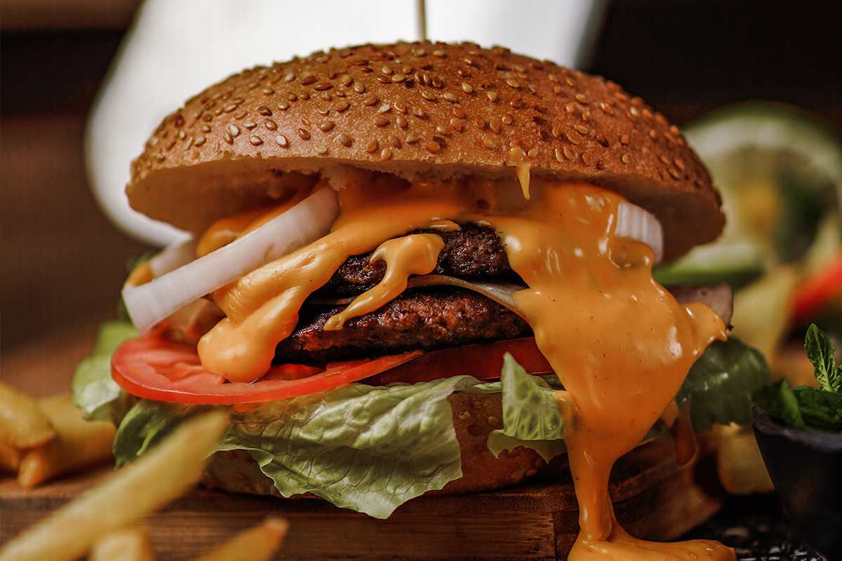 Inició el Burger Master en Colombia, una oportunidad para que 50 países alrededor del país presenten su mejor preparación de hamburguesa.