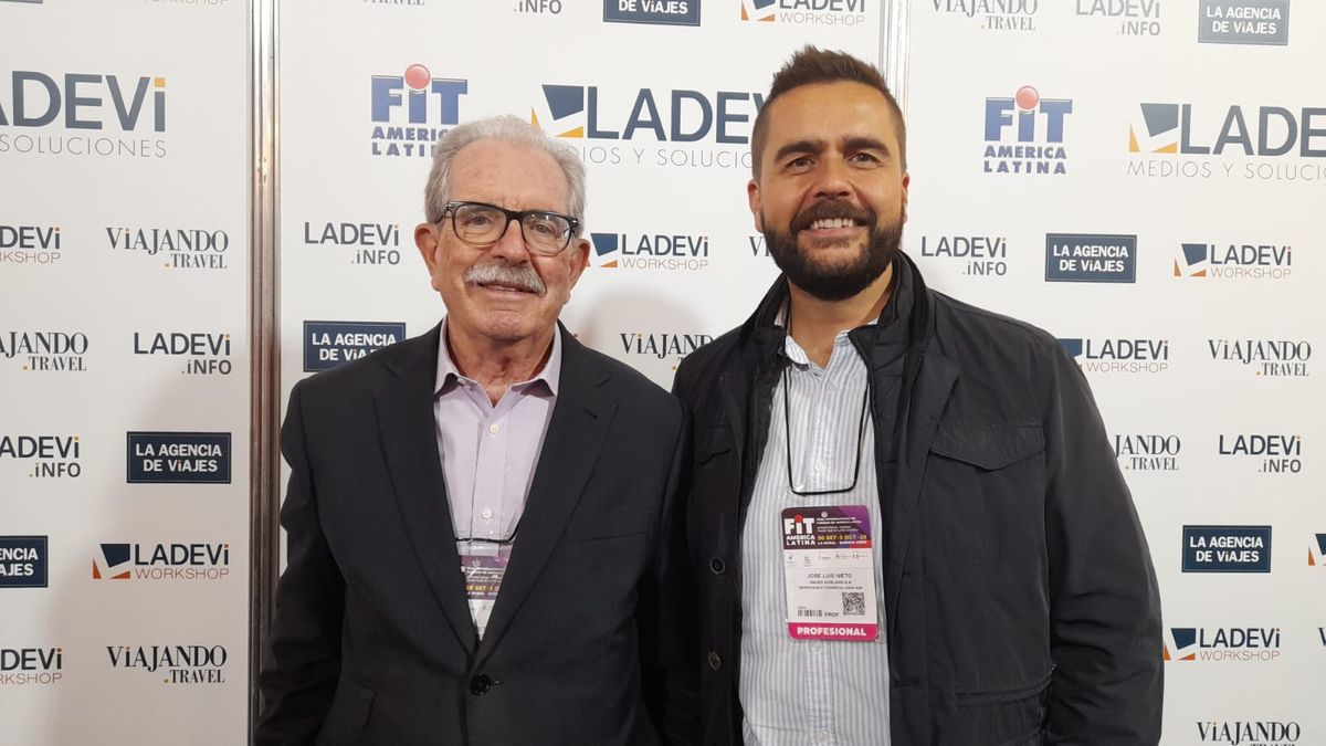 Tomás Navarrete y José Luis Nieto, director comercial y responsable del Departamento de Grupos de Surland, respectivamente.