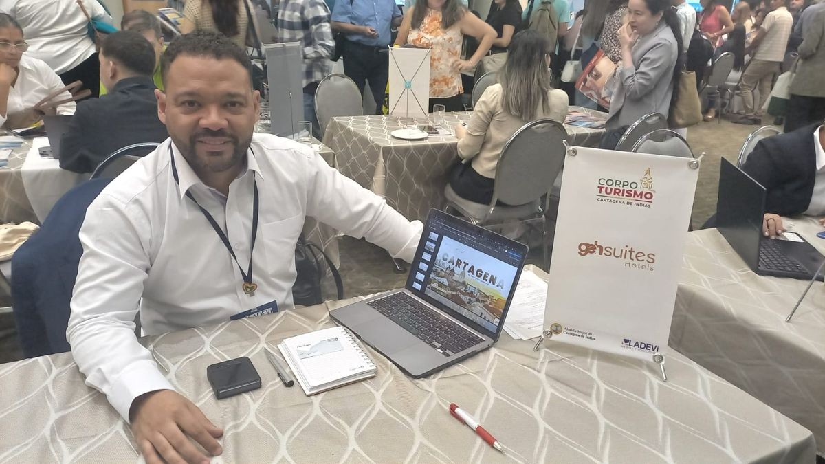 Alejandro Dussan, gerente de GEH Suites, en Ladevi Workshop en Guayaquil.