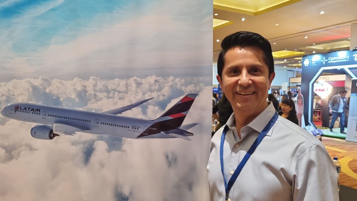 Latam Airlines presenta en EPTUR vuelos a Latinoamérica, destacando las rutas a Perú, Brasil, Chile y Argentina.