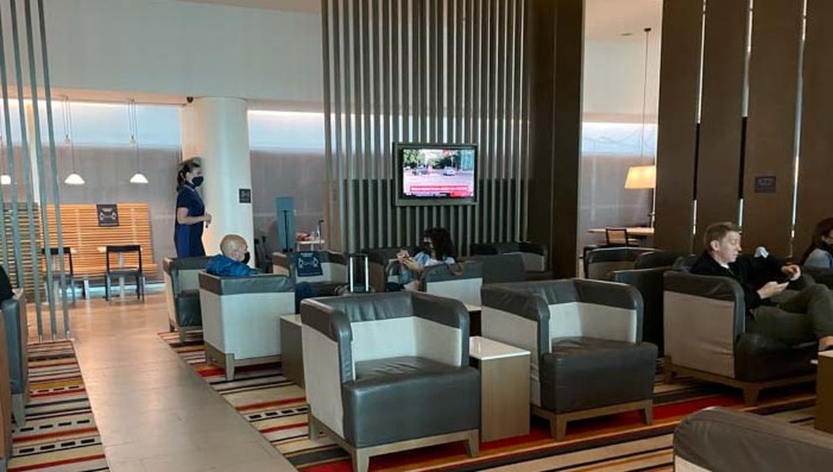 Un sector del Lounge de Latam Airlines en el aeropuerto de Ezeiza.