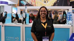 Iris Carrasco, representante de la Oficina de Turismo de Curazao para el Cono Sur.