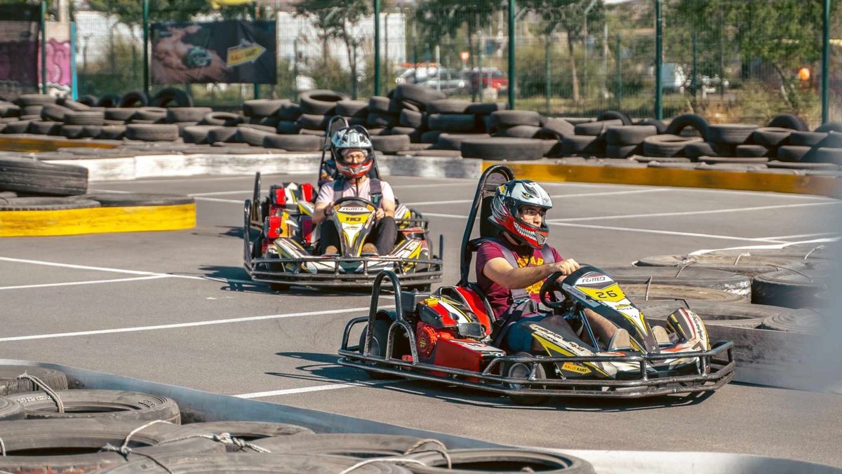 Adrenalina y velocidad: conoce los mejores circuitos de karting en Santiago&nbsp;