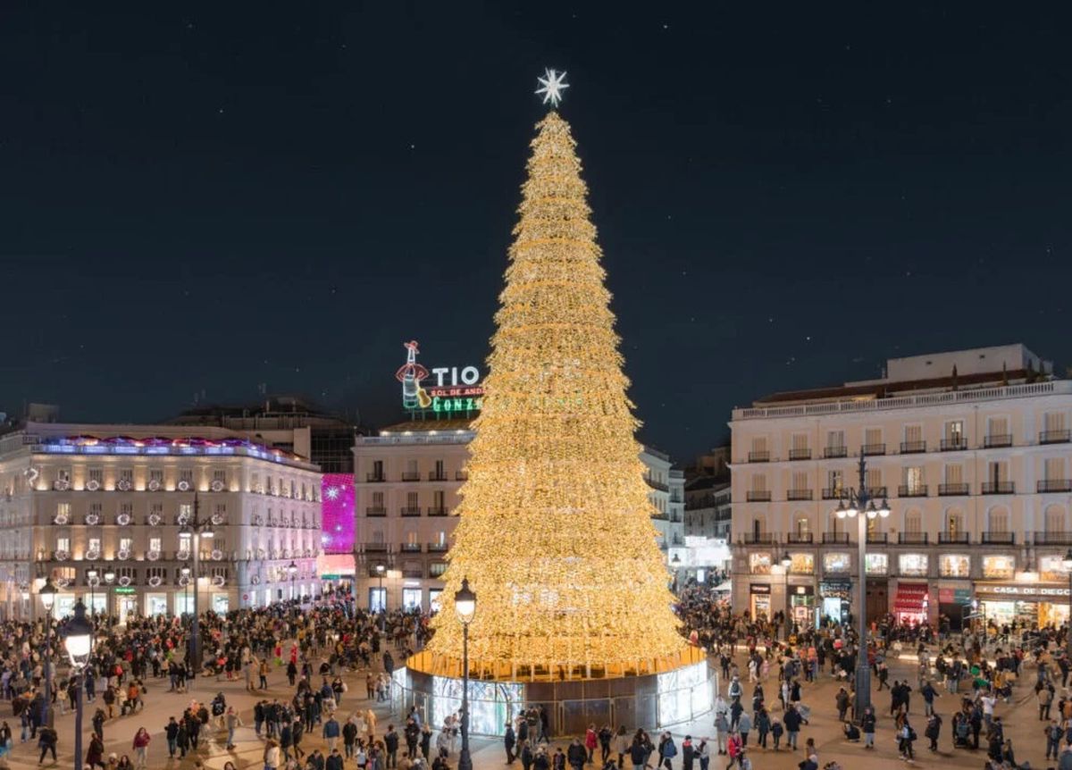 En Europa, las calles de Madrid multiplican su atractivo en Navidad.