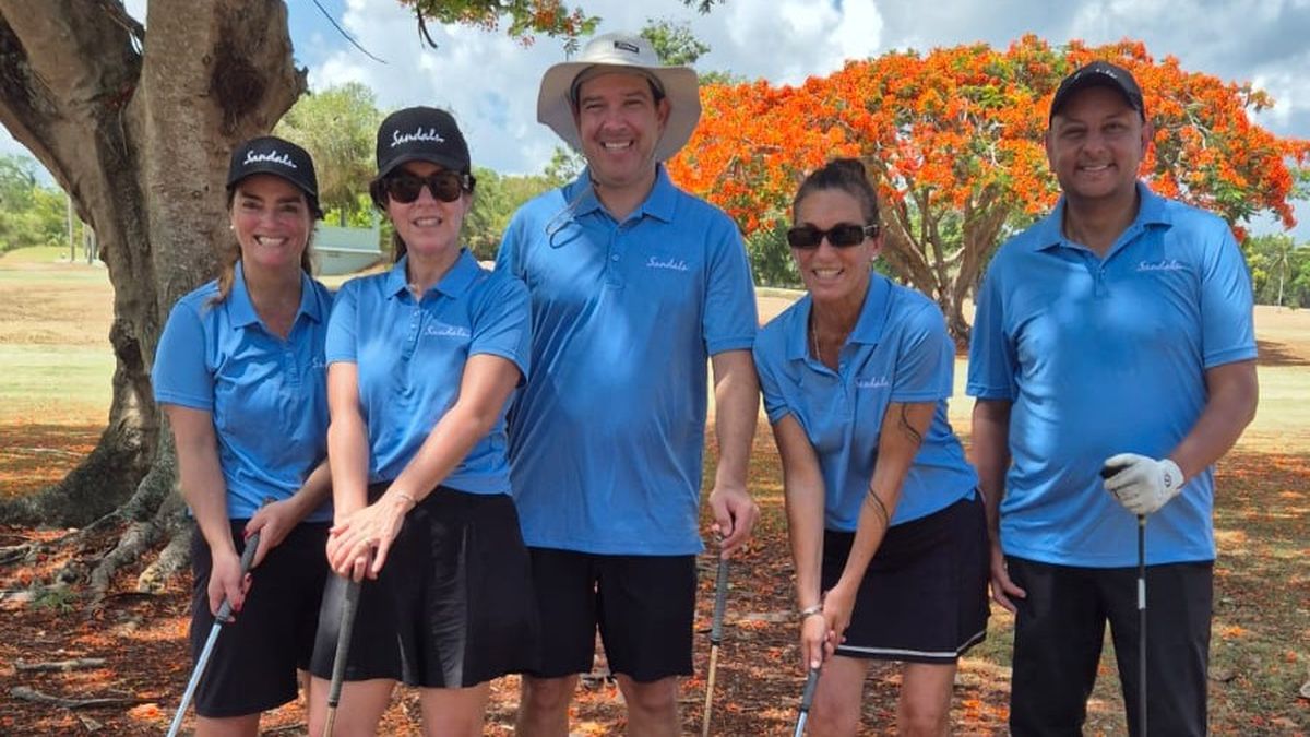 Isabel Margarita Velasco, de Mundo Tour; Catherine Lira, de Copa Airlines; Isbert Bermúdez, Joyce Grossman y José Rojas, de Sandals.   