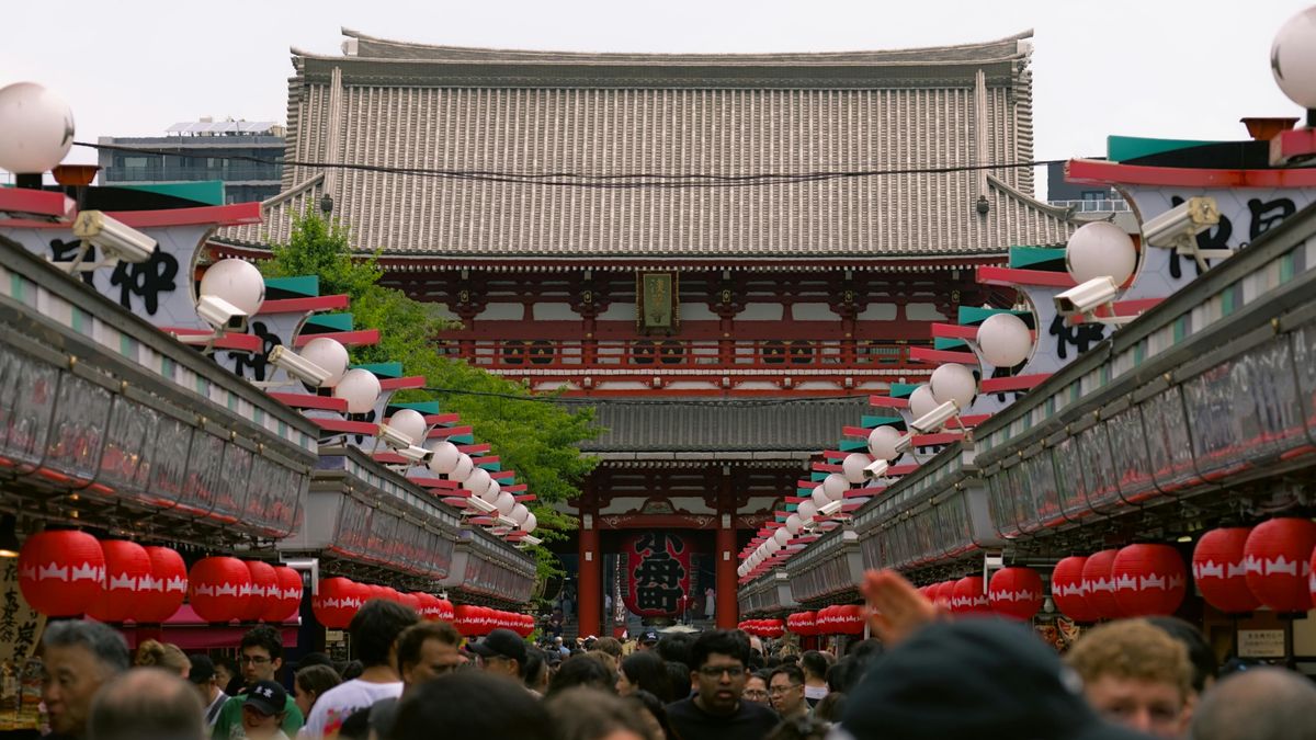 Cada vez son más los viajeros que eligen conocer Japón, motivo por el cual las autoridades del destino se encuentran implementando nuevas medidas para garantizar el turismo sostenible.