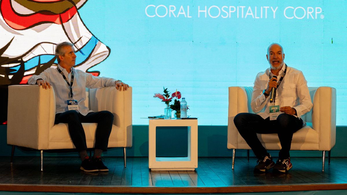 Coral Hospitality Corp en DATE: Ricardo Felip, vicepresidente; y Ramón Tejeda, director Corporativo de Mercadeo y Ventas.