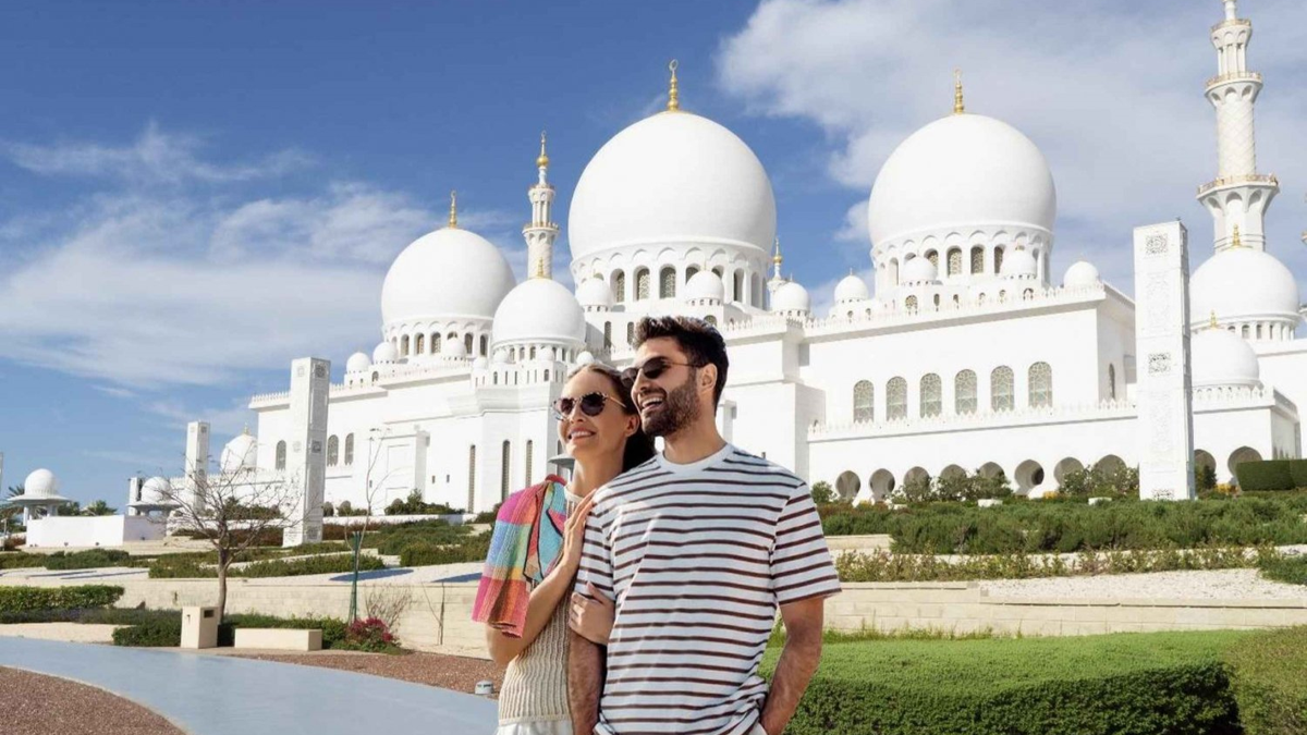 Los Emiratos Árabes Unidos invitan a vivir una inolvidable experiencia de viaje en Asia.