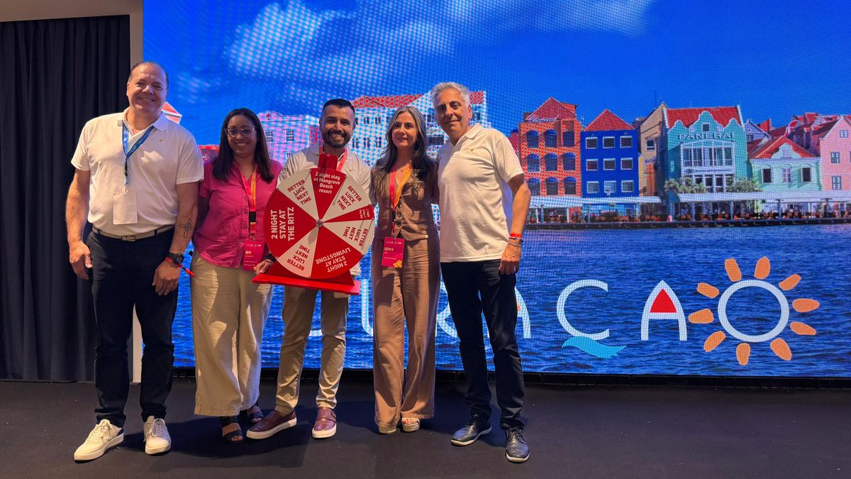 Entrega de premios en el marco del Latin American Trade Symposium 2025 en Curazao. 