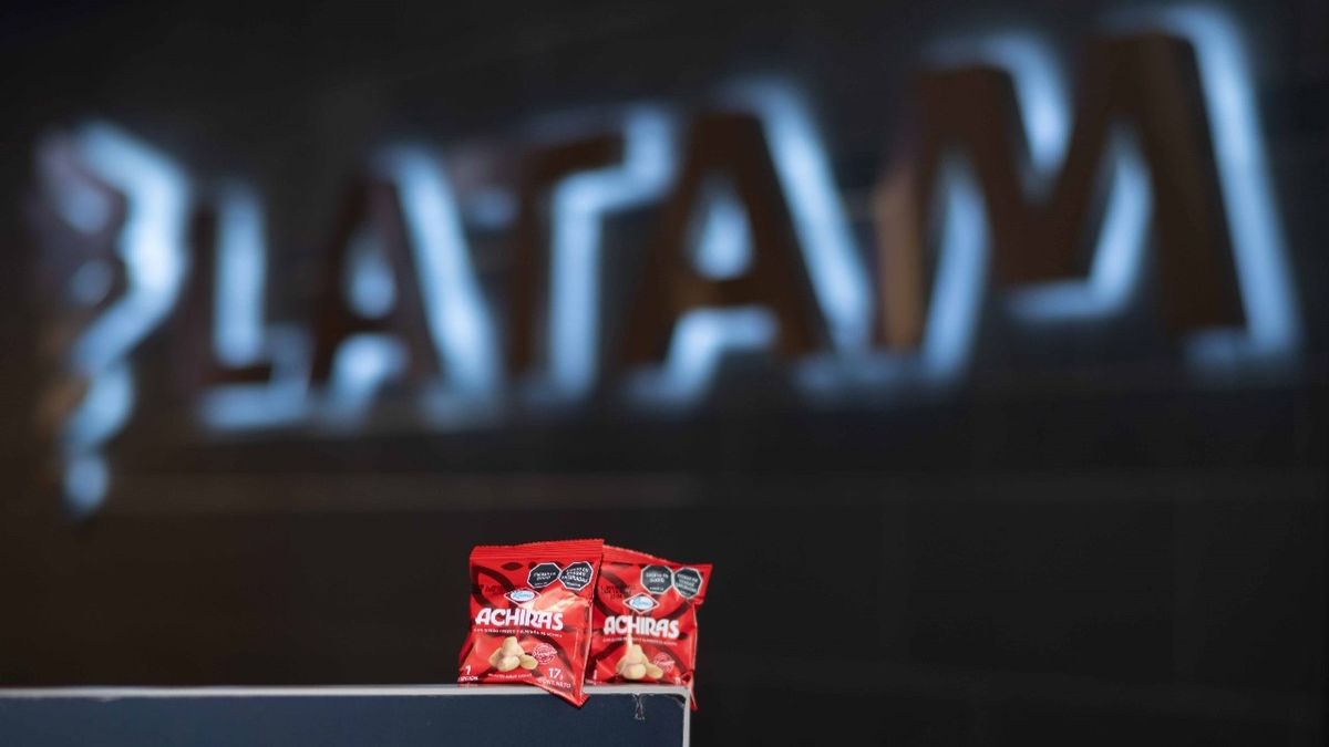 La iniciativa de la aerolínea busca destacar un producto típico de Colombia, convirtiéndolo en compañero de viaje para miles de pasajeros.