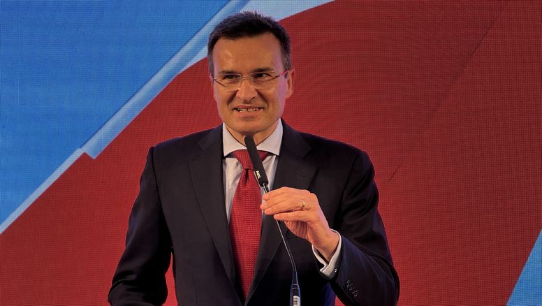 Iberia cede más slots para hacerse con Air Europa