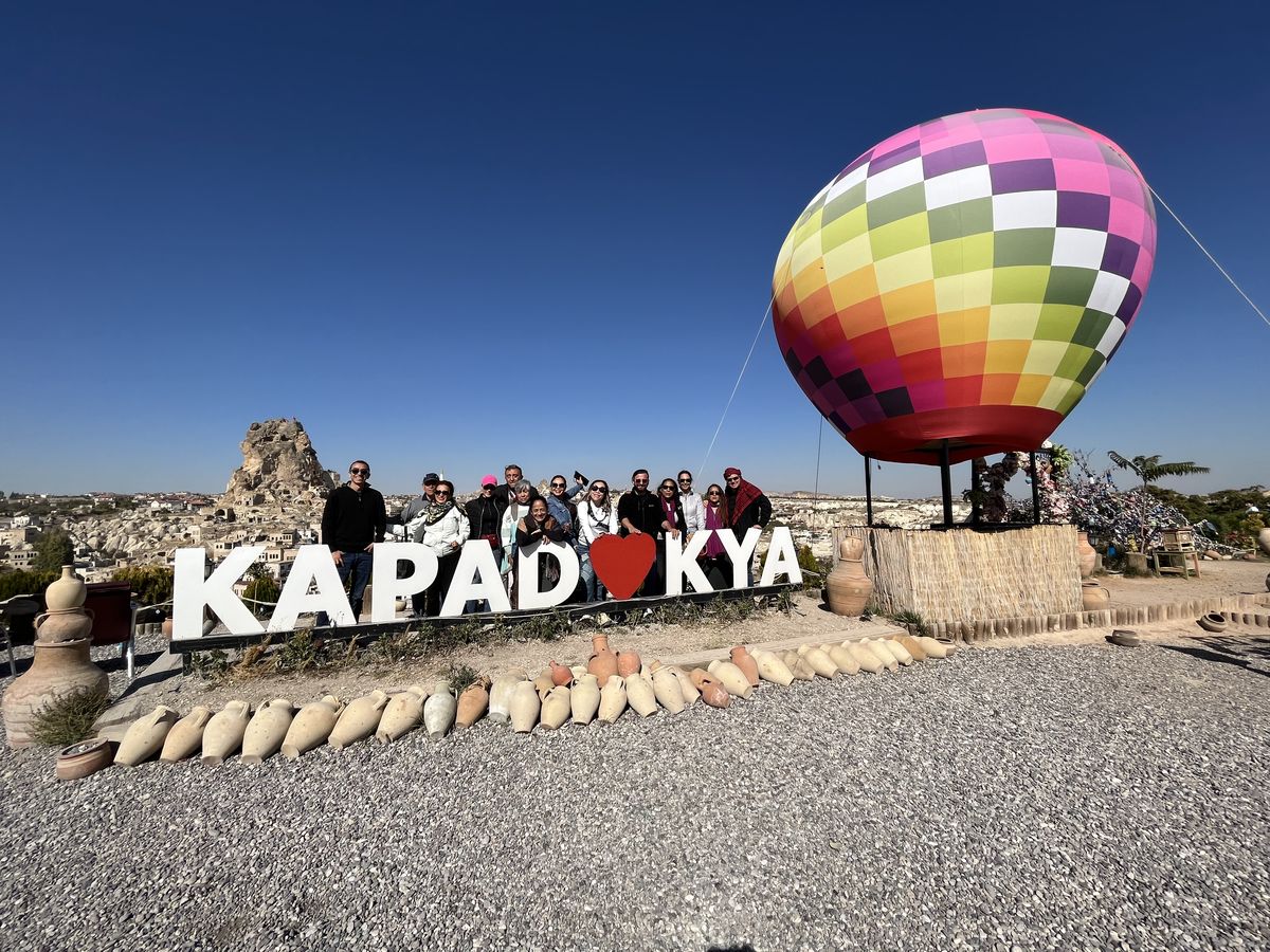 Turquía Especial, de Punta del Este Operadora (PEO), conjuga destinos icónicos como Estambul y Capadocia con tesoros poco explorados como Troya y Bursa.