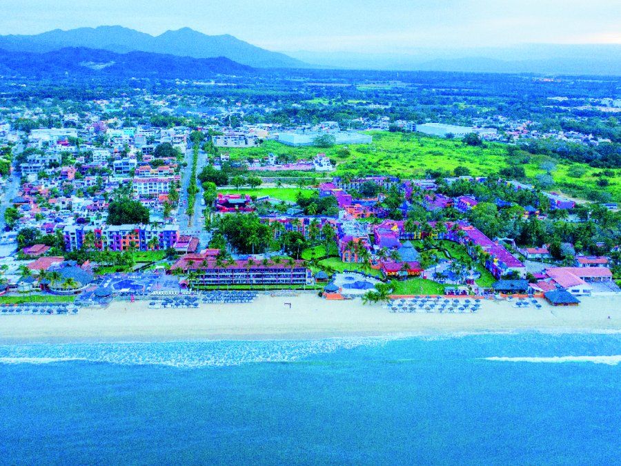 El Royal Decameron Complex.