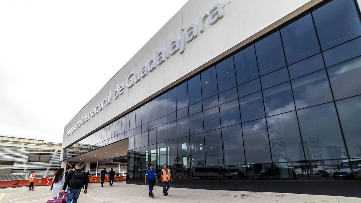 El programa de inversión busca fortalecer la conectividad aérea, elevar los estándares operativos y preparar a los aeropuertos para atender la demanda de los próximos años.