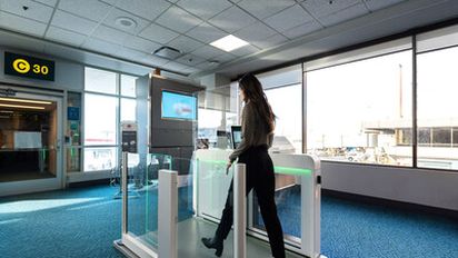 El sistema de identificación digital de Air Canada comenzó a probarse en los aeropuertos de Toronto y Vancouver. El sistema de identificación digital de Air Canada comenzó a probarse en los aeropuertos de Toronto y Vancouver.