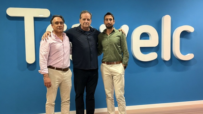 Manuel Aragonés, CEO de Travel Compositor, junto a Miguel Ángel Garoz y Gonzalo Salvador
