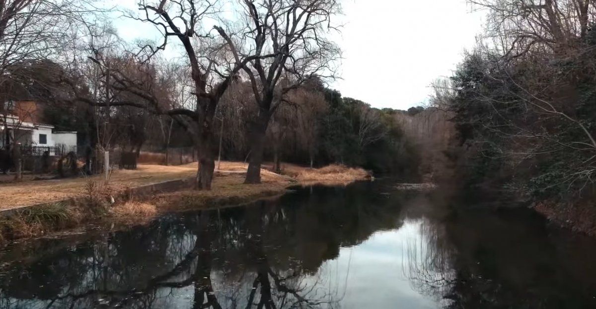 Escapadas en Córdoba: los balnearios en Villa Amancay son ideales para darse un chapuzón y refrescarse. 