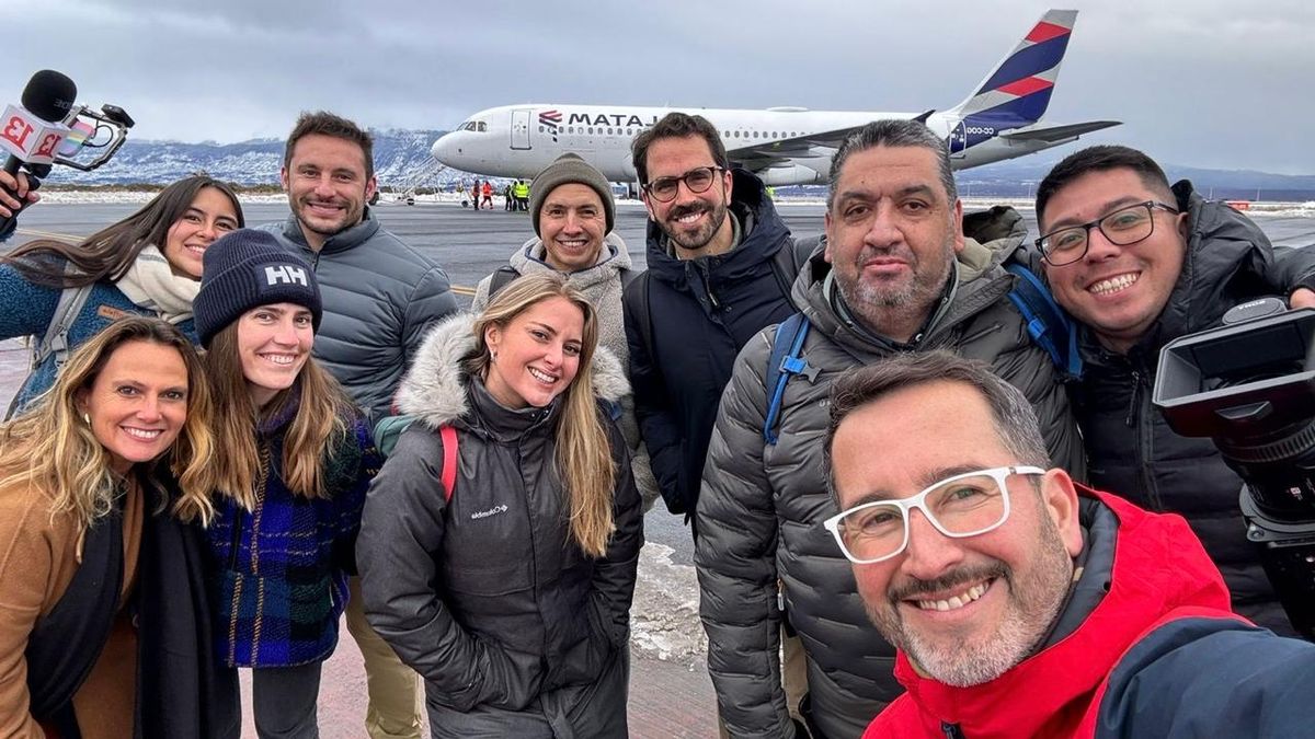 Constanza Pizarro, Latam Airlines; Sofía Maraboli, Canal 13; Javiera Icaza, Latam Airlines; Francesco Gazella, Radio Infinita; Francisca Jorquera, Radio Concierto; Guillermo Adrianzen, Ladevi; Juan Ormazabal, Latam Airlines; Marcelo González, Publimetro, Rodrigo Jeria, TVN; Eduardo Fuentes, TVN.