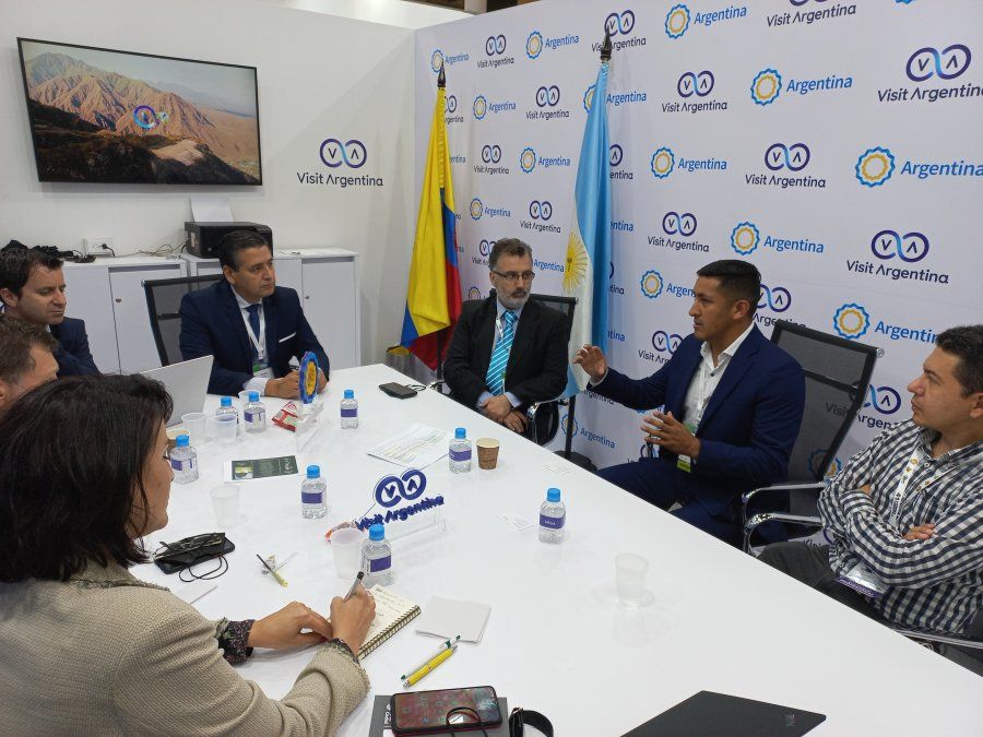 Cristhian Cruz, Senior Non Air & Alliances Manager de Despegar Colombia, expuso ante los representantes de Argentina.&nbsp;