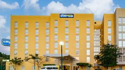 City Express by Marriott es la línea de gama media de Marriott International, brindando opciones de alojamiento accesibles y cómodas para viajeros de negocios y turistas.