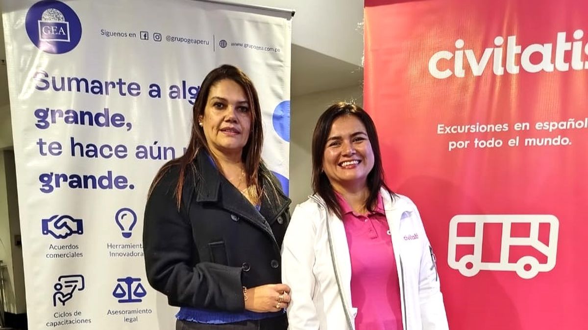 Sonia Postigo (Grupo GEA Perú) y Vanessa Asencios (Civitatis).
