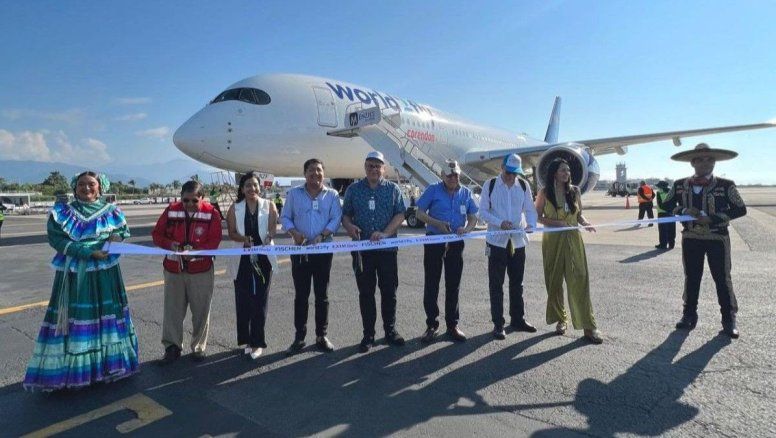 El vuelo inaugural de la nueva ruta de World2fly arribó a Puerto Vallarta transportando a 402 pasajeros que fueron recibidos en el Aeropuerto Internacional Gustavo Díaz Ordaz.