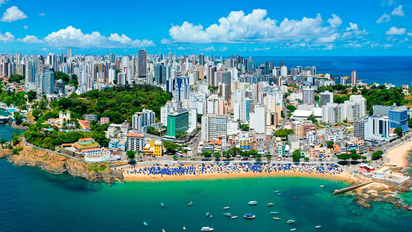 Salvador de Bahía es uno de los destinos más pintorescos de Brasil. Ideal para viajar en vacaciones de invierno.