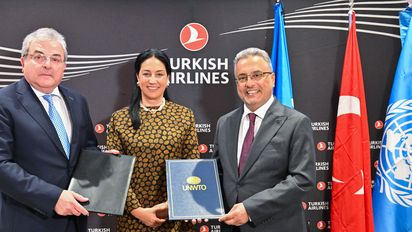 Las autoridades de Turkish Airlines y ONU Turismo. Las autoridades de Turkish Airlines y ONU Turismo.
