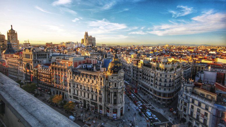 Los destinos urbanos, como Madrid, no se recuperaron tanto como los de sol y playa, según Exceltur.