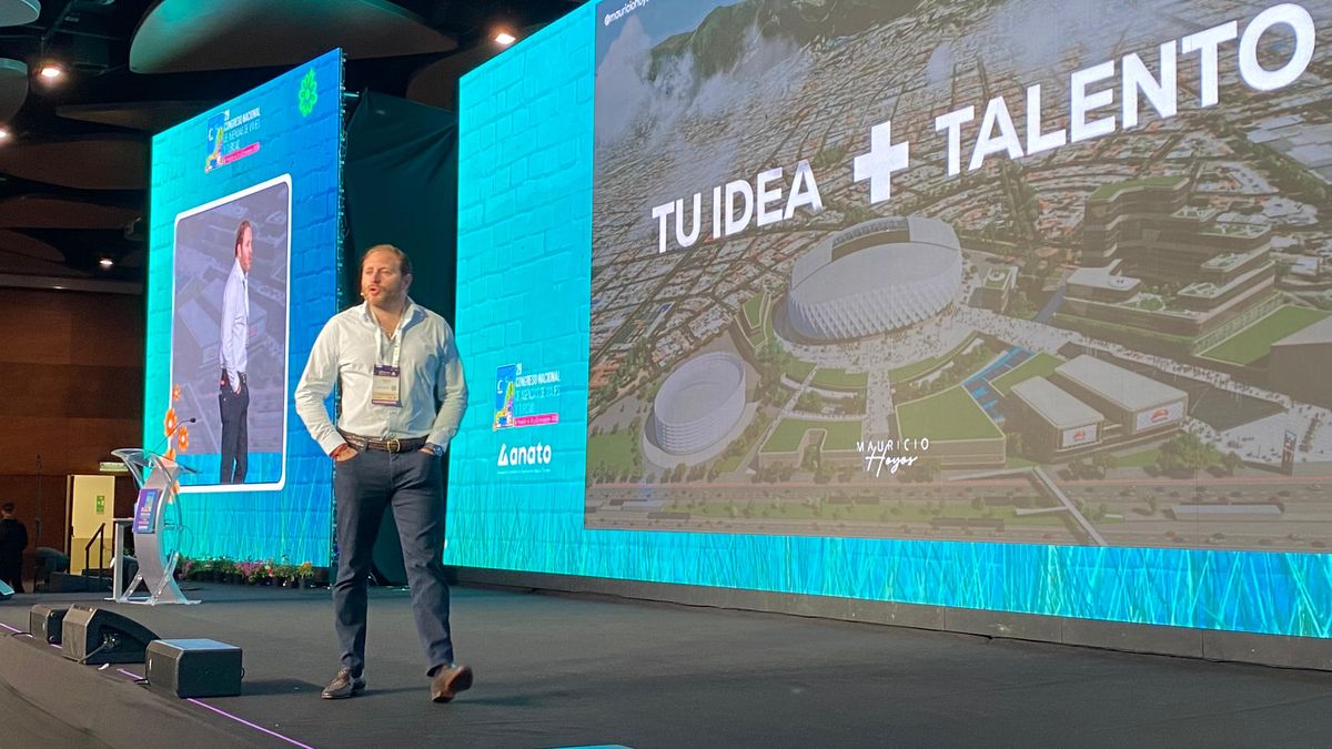 Mauricio Hoyos presentó su conferencia “Mentalidad de adaptación” en el marco del Congreso Nacional de Anato 2025.