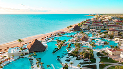 Resort Moon Palace Cancún, de Palace Resorts cuenta con actividades para adultos y restaurantes diferenciados. 