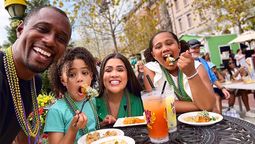 Universal Orlando Resort anunció las fechas de los eventos de temporada favoritos de los fanáticos como Universal Mardi Gras, Universal Halloween Horror Nights y Holidays.