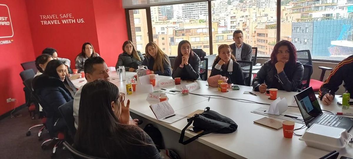 Programa de entramiento de Assist Card.