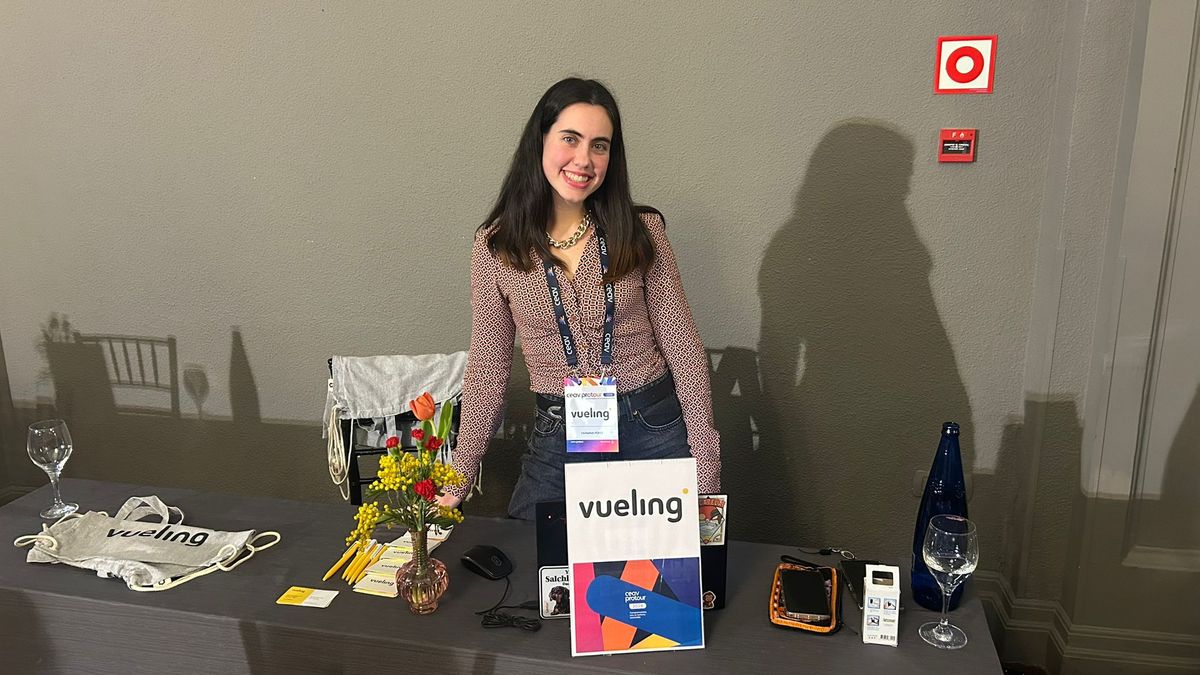 Yasmina Pérez Díaz, sales coordinator de Vueling.