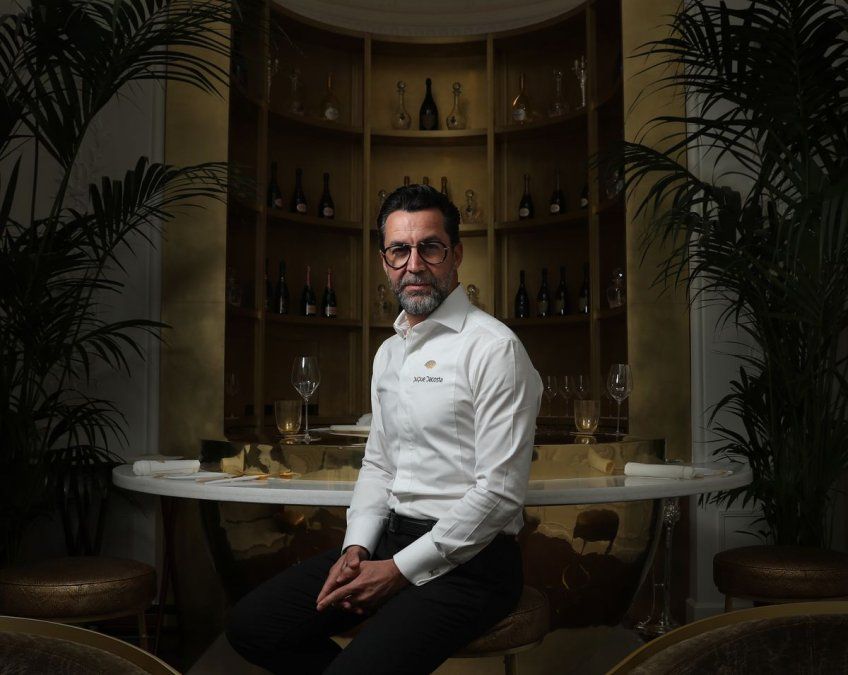Hoteles: Quique Dacosta fue contratado para diseñar, desarrollar y supervisar toda la oferta gastronómica del Hotel Mandarin Oriental Ritz de Madrid.