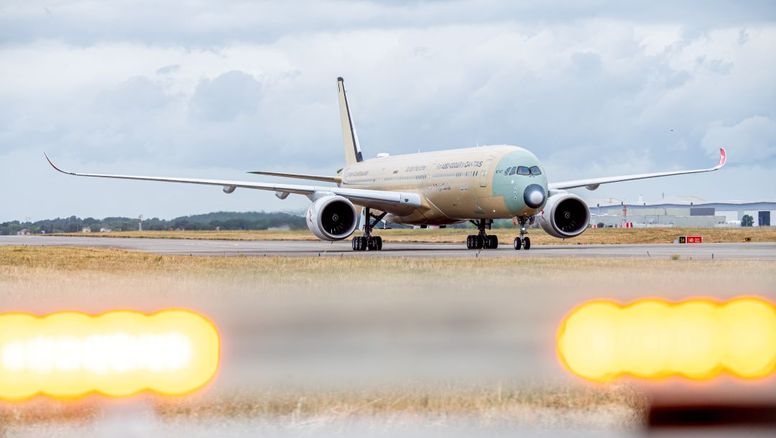 El Airbus A350-1000ULR que estuvo 24 horas en el aire.