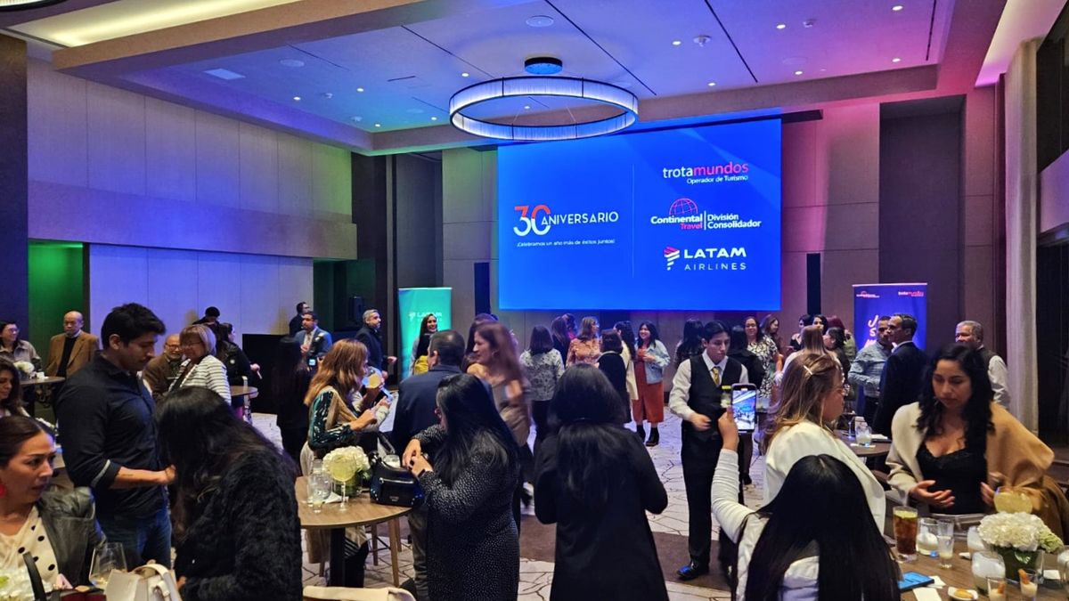 Continental Travel celebró 30 años de trayectoria junto a sus aliados estratégicos, fortaleciendo lazos y renovando su compromiso con las agencias de viajes.
