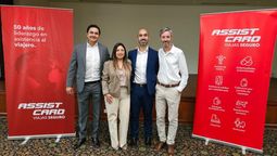 Equipo de expositores en evento de Assist Card: Nelson Diaz, Gisela Valencia, Orlando Romado y Emmanuel Cafici.