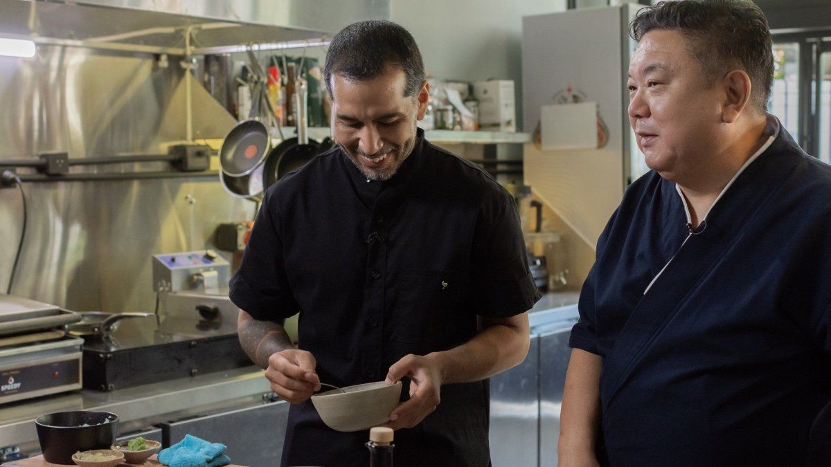 Gastronomía: el chef Iwao Komiyama protagoniza el programa Maestros del Sushi.