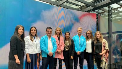 Equipo de Aviatur y Royal Caribbean durante la presentación del Icon of the Seas de Royal Caribbean.