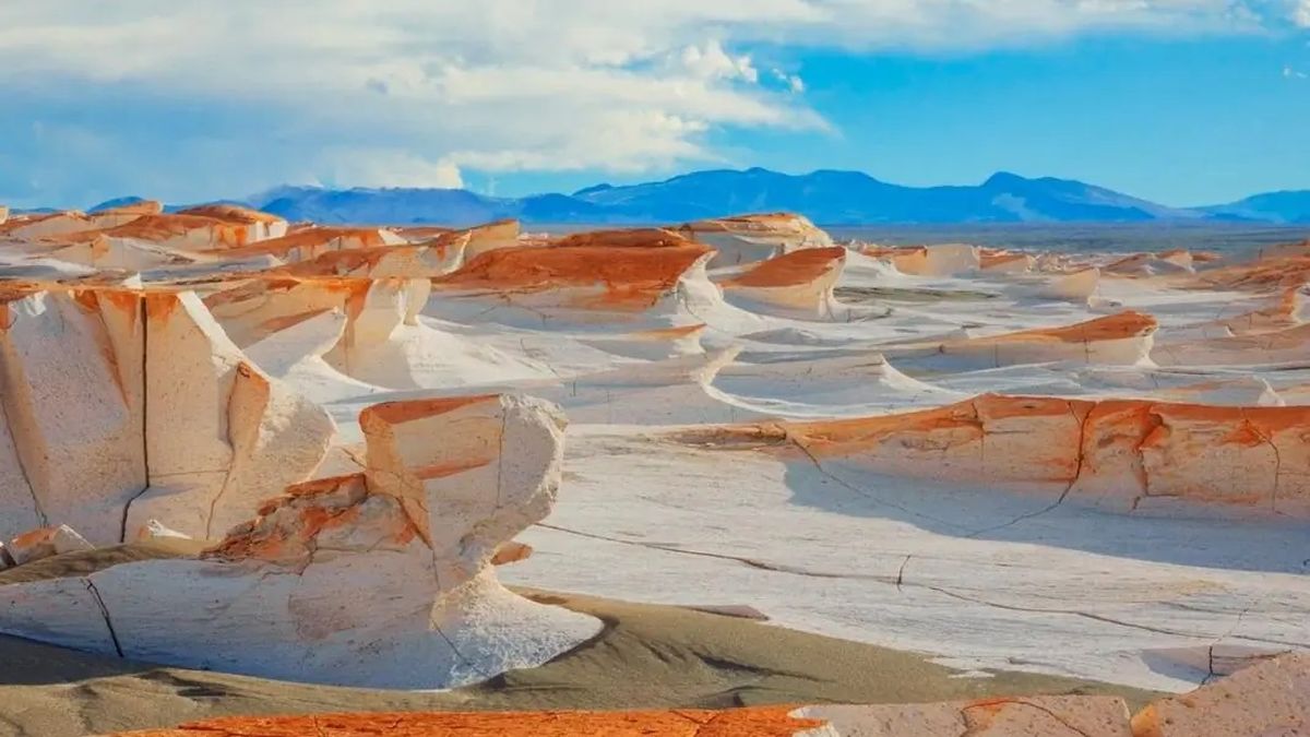 Catamarca: el Campo de Piedra Pómez es un paisaje de Argentina con una belleza indescriptible que se recomienda ir a descubrir.&nbsp;