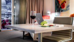 El PreViaje 2 busca reactivar el consumo en dos sectores afectados por la pandemia: hotelería y gastronomía.