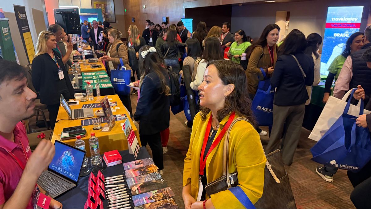 Público en el salón Los Volcanes durante el Ladevi Workshop. 