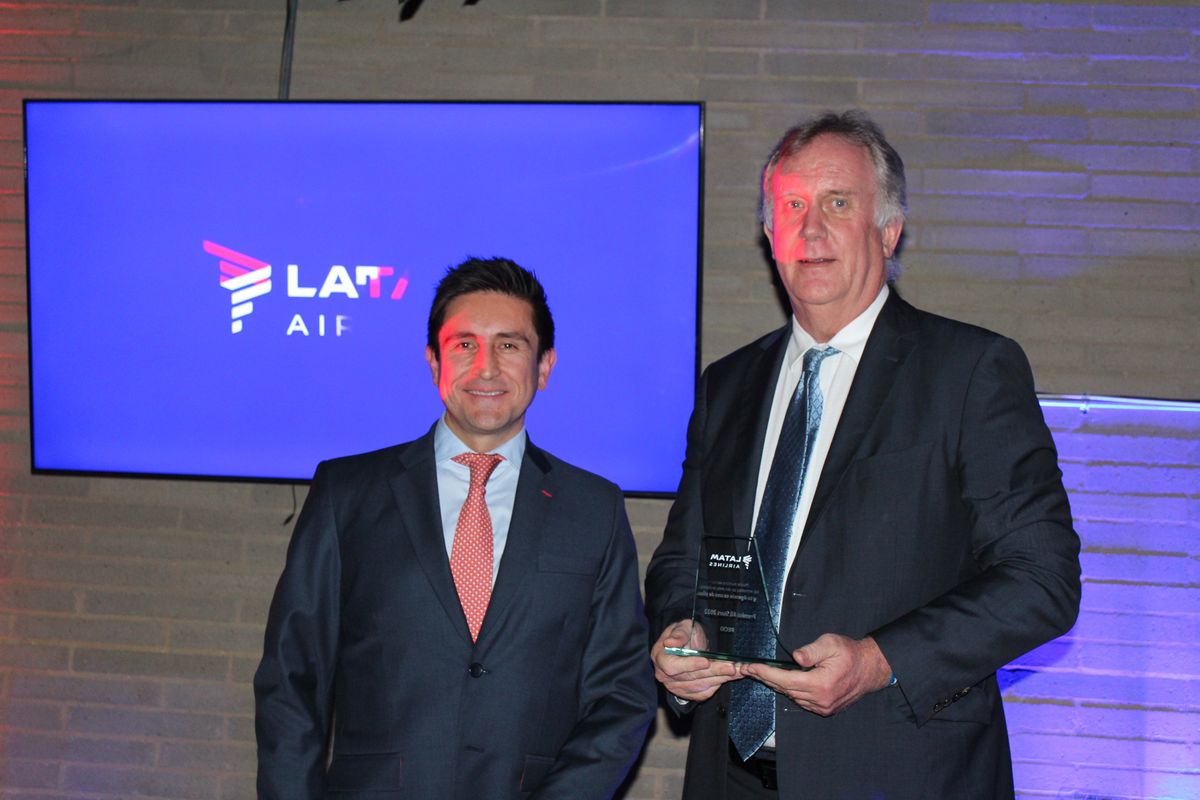 Camilo Prieto, gerente de Ventas de Latam Colombia y Rodolfo Recio, gerente general de Recio.