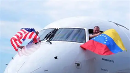 La llegada a Caracas, Venezuela, del primer vuelo de American Airlines tras ocho años de vuelos interrumpidos.