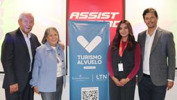 Leonardo Cañón, fundador de Turismo al Vuelo; Pilar Rubiano, gerente administrativa de Turismo al Vuelo; Laura Fernanda Ariza, gerente comercial de agencias Bogotá y grandes cuentas en Assist Card; y Juan Sebastián Cañón, gerente general de Turismo al Vuelo, durante el encuentro realizado para los viajeros del plan mundialista.