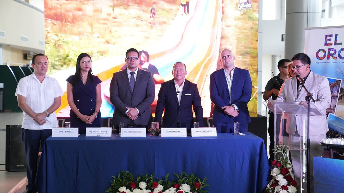 La rehabilitación de la pista del aeropuerto de Santa Rosa fue anunciada en una rueda de prensa.