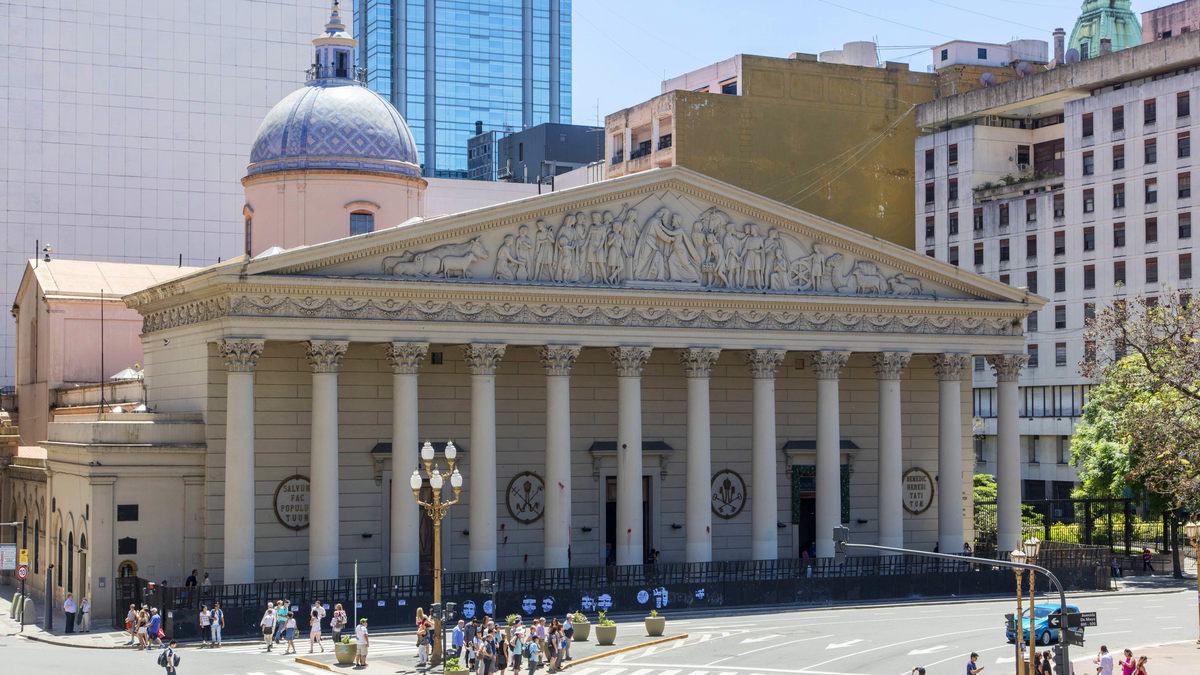 Esta famosa catedral de Buenos Aires fue la primera en despedir al papa Francisco tras su fallecimiento.
