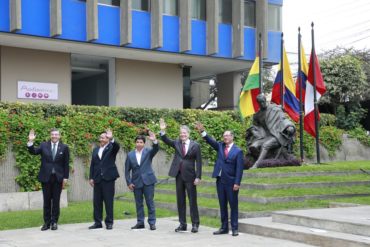El traspaso de la presidencia de la CAN se realizó durante la XXII Reunión del Consejo Presidencial Andino - Ladevi Medios y Soluciones El traspaso de la presidencia de la CAN se realizó durante la XXII Reunión del Consejo Presidencial Andino